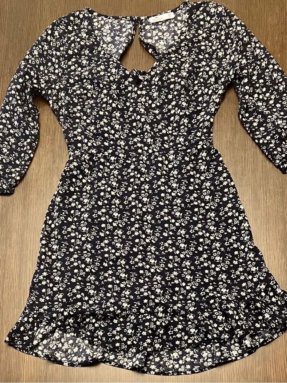 Hollister Co. Faux Wrap Tie-back Floral Mini Navy Dress — M